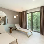 Dunes Blue Horizon Ii By Major Domus Club